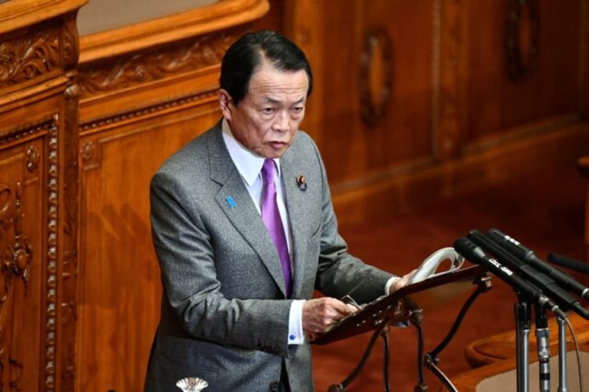 world must wake up to taiwan security threats japan ex pm