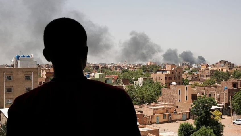 world protesters silent on sudan massacres no mob outside the white house