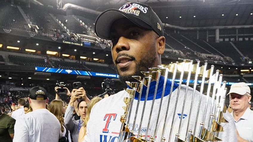 Aroldis Chapman with World Series title