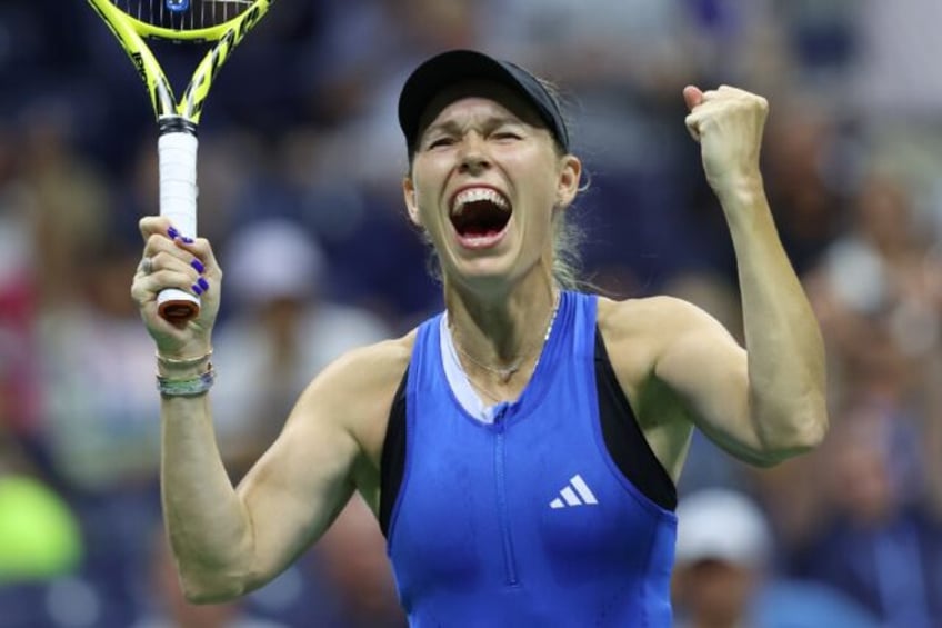 wozniacki stuns kvitova to reach us open third round