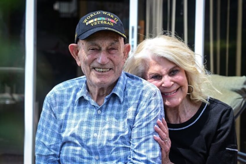 Harold Terens, 100, says his fiancee Jeanne Swerlin makes 'life worth living'