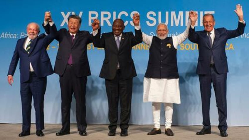 xi putin hail first brics expansion in over a decade as gulf oil powers join