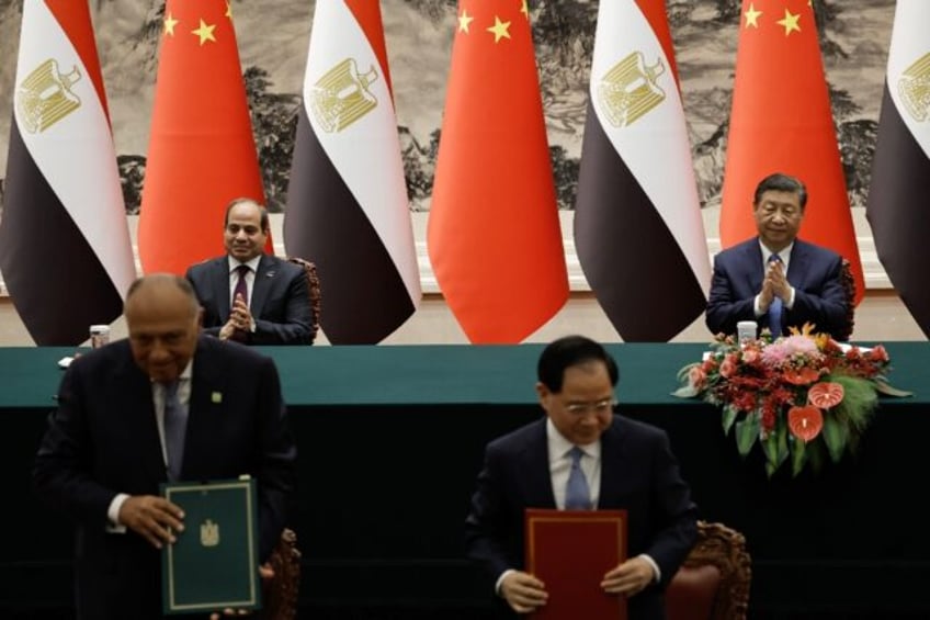 Chinese President Xi Jinping and Egyptian President Abdel Fattah al-Sisi hold talks in Bei