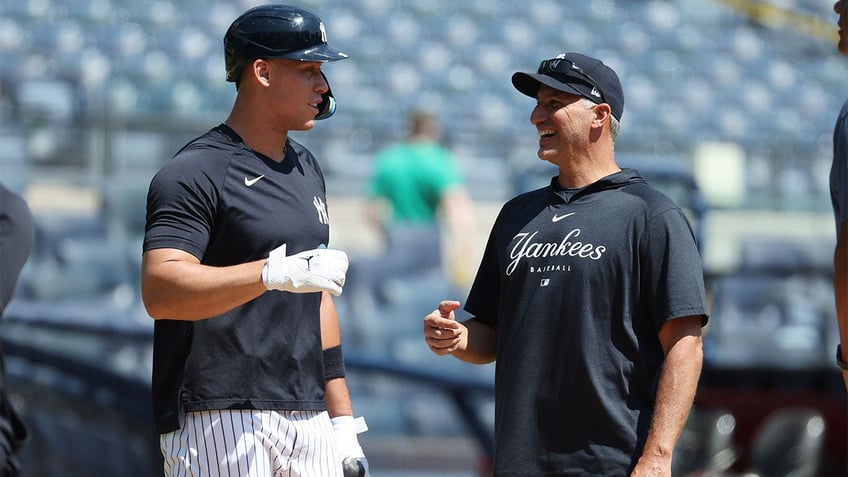 yankees bring on five time world series champion andy pettitte as pitching adviser