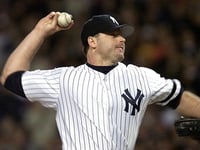 Yankees great Roger Clemens fires off message to those who said they'd leave US if Trump won election