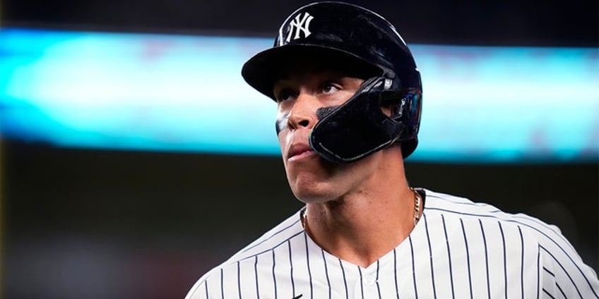 yankees lose nine straight games for first time since 1982