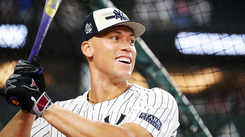 Aaron Judge batting practice