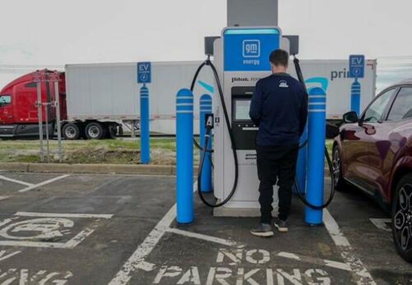 your tax dollars at work in two years 75 billion has produced just 7 ev charging stations