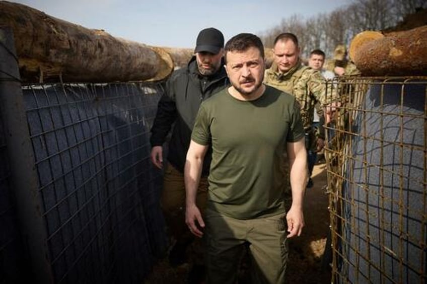 zelensky assassination plot foiled two colonels arrested ukraine intelligence says