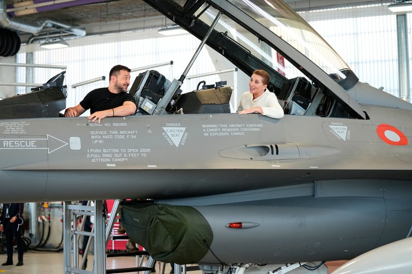 zelensky claims netherlands to send entire fleet of f 16 fighter jets after meeting with dutch pm