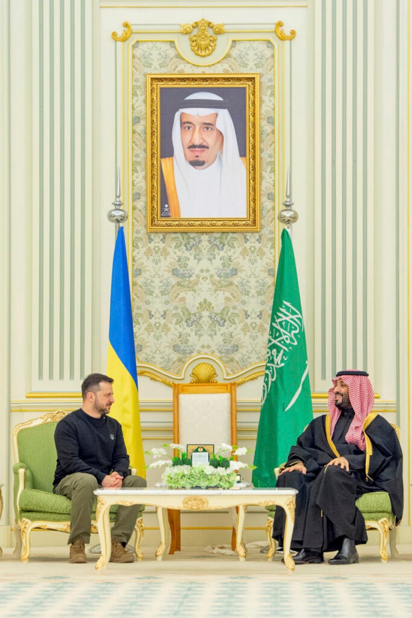 zelensky makes brief visit to saudi arabia seeking mbs support for peace formula