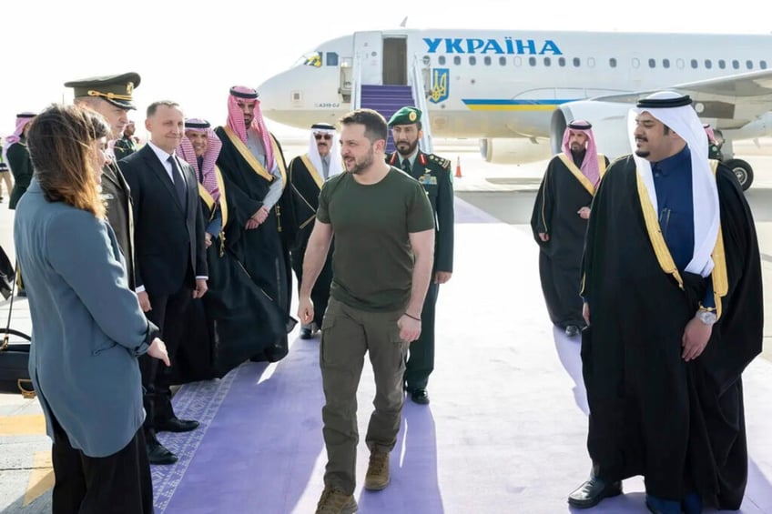 zelensky makes brief visit to saudi arabia seeking mbs support for peace formula