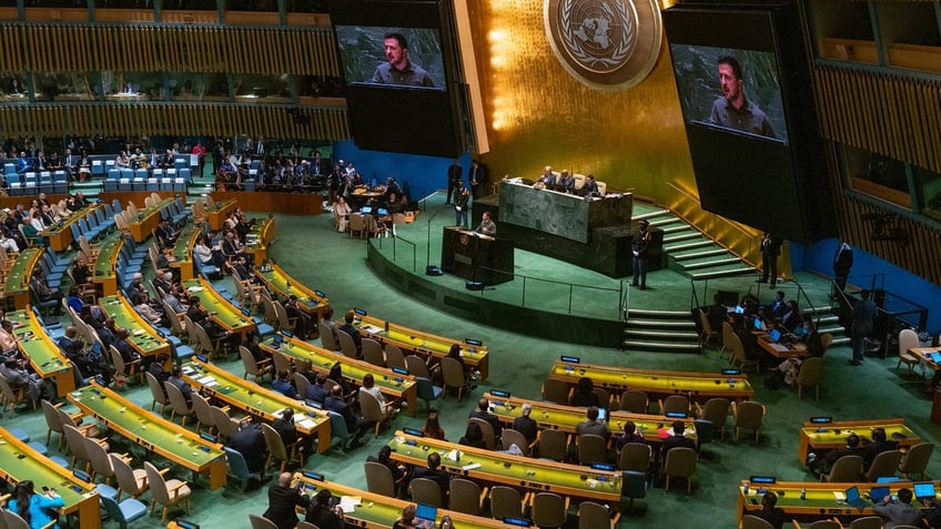 zelenskyy accuses russia of food supply blackmail carrying out genocide against ukraine during un speech