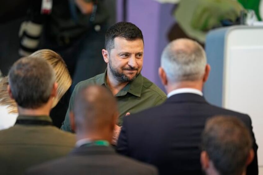 zelenskyy thanks denmark for pledging to send f 16s for use against russias invading forces