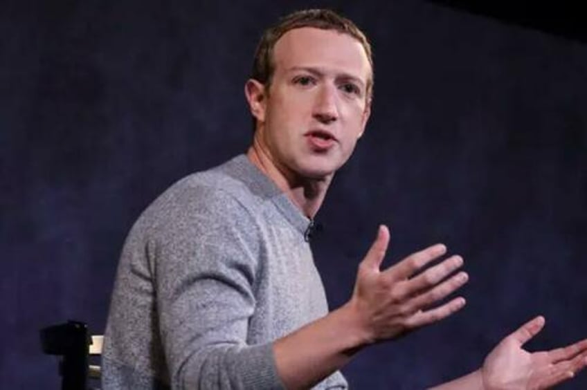 zuckerbergs twitter killer app struggles for traction